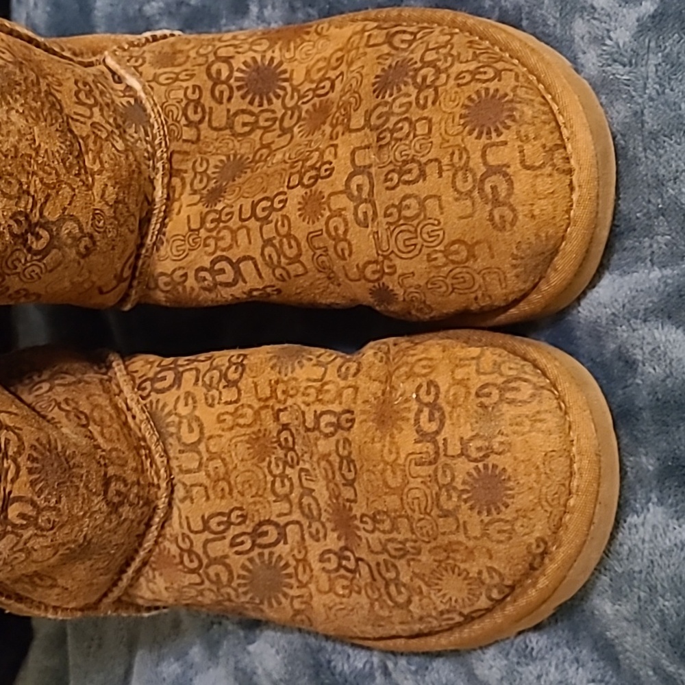 Uggs Authentic - image 4